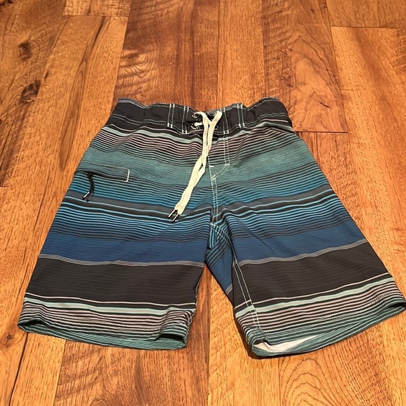 Just Bones Boardwear Boy’s Blue and Grey Striped Swim Trunks Size 26